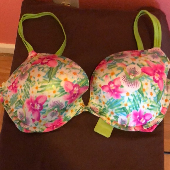 SOLD - Picture 2 of 7